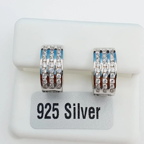 "925 Sterling Silver Cubic Zirconia Earrings, UU1P6A6158 - Picture 8 of 11